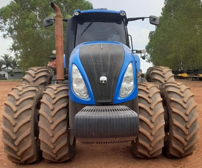 Trator New Holland T8.385, Ano 2013