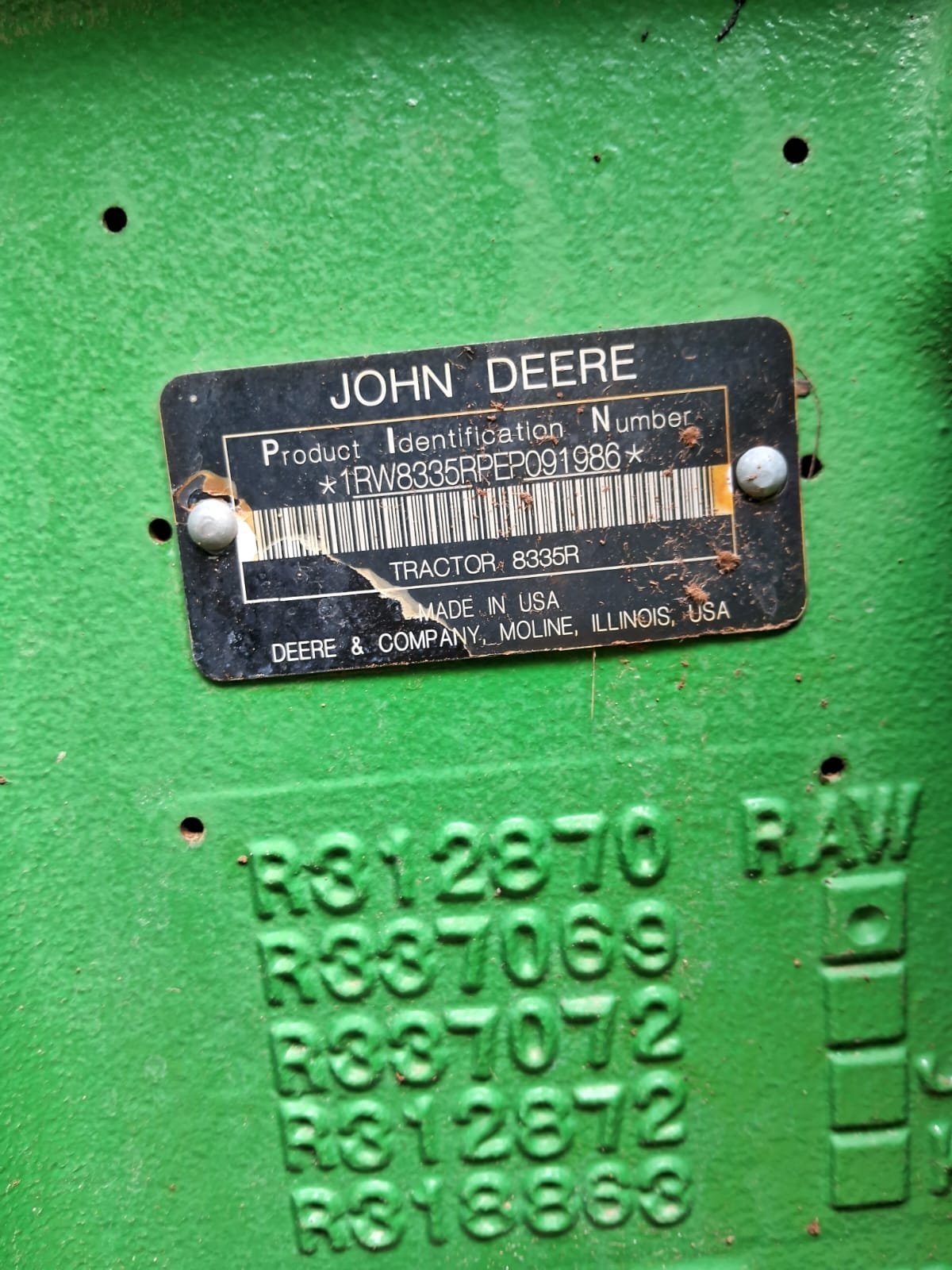 Trator John Deere, 8335R, Ano 2014
